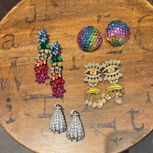 Fantastic rhinestone earrings